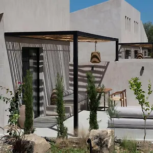 https://pure-villas.hotelschalkidiki.net
